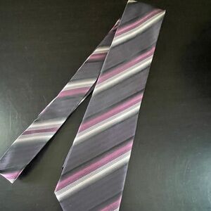 Van Heusen Black and Pink Striped Tie
